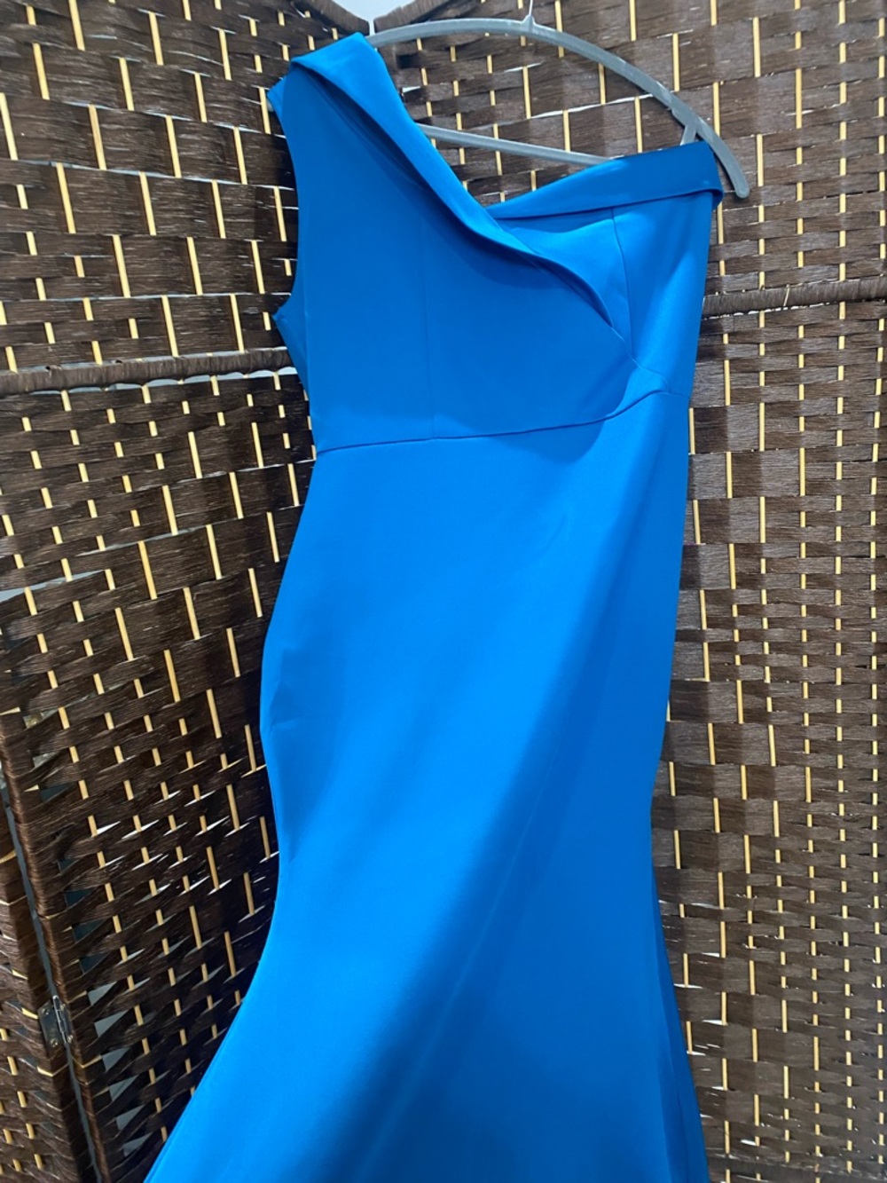 Elegant One-Shoulder Blue Dress